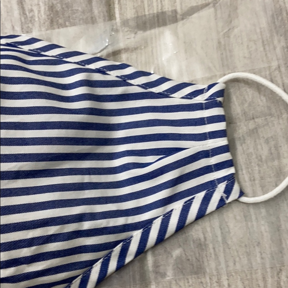 Madewell stain resistant mask with filter … - Picture 11 of 12